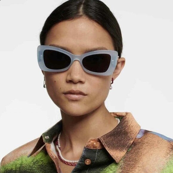 NEW Celine CL40236I 84A CELINE 3 DOTS Shiny Blue Grey Women Butterfly Sunglasses - Picture 10 of 11